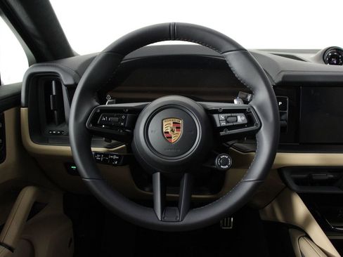 New 2026 Porsche Cayenne GTS image 12