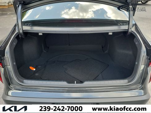 Certified 2025 Kia K4 FWD image 10
