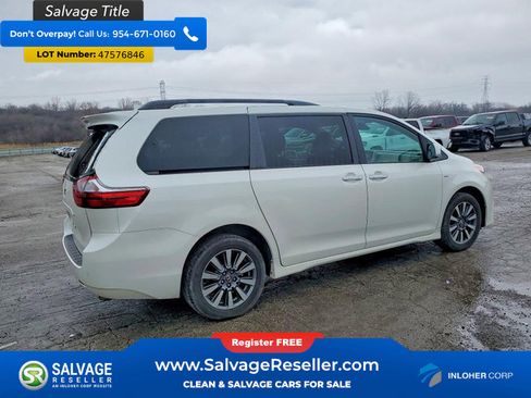 Used 2020 Toyota Sienna XLE w/ XLE Navigation Package image 4