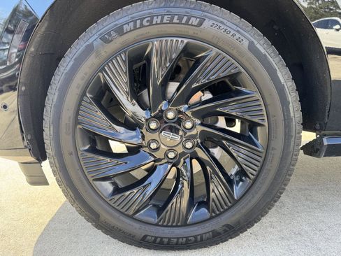 Used 2025 Lincoln Navigator Reserve w/ Jet Appearance Package image 4