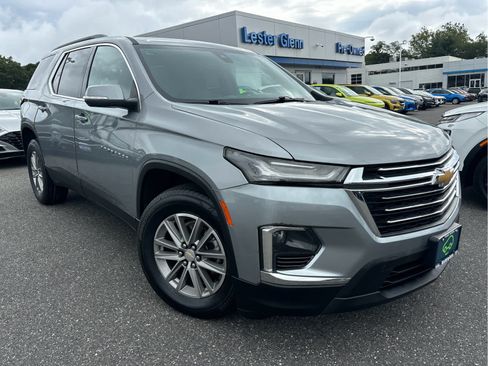 Certified 2024 Chevrolet Traverse LT FWD image 3