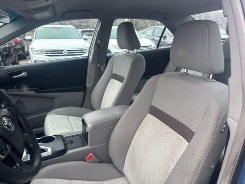 Used 2012 Toyota Camry LE image 14