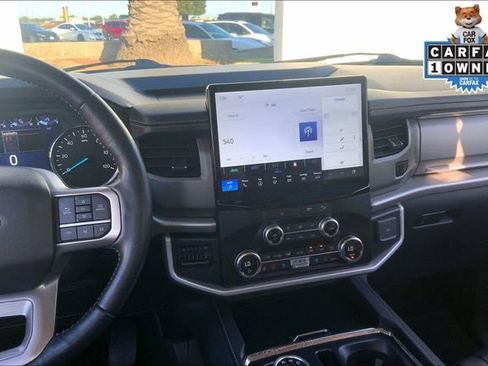 Used 2023 Ford Expedition Max XLT AWD/4WD image 6