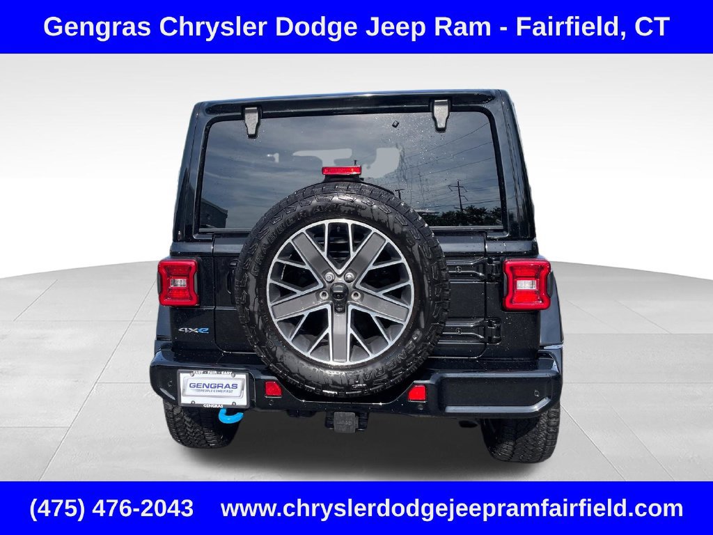 Used 2024 Jeep Wrangler High Altitude AWD/4WD image 6