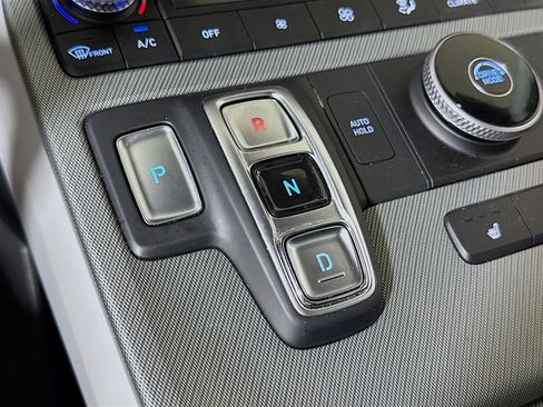 Used 2025 Hyundai Palisade SEL FWD image 15