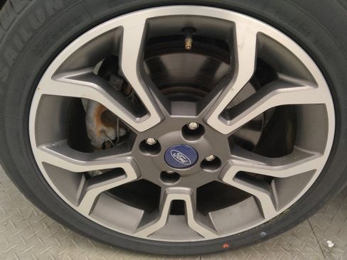 Used 2020 Ford EcoSport SES image 31