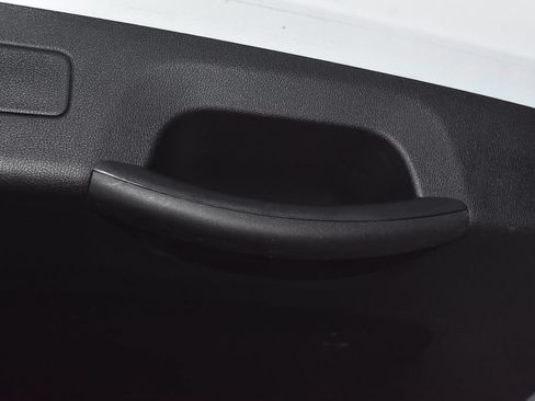 Used 2024 Kia Sorento S FWD image 33
