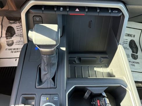 Used 2026 Toyota Tundra Limited AWD/4WD image 21