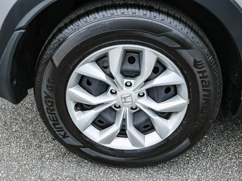 Used 2025 Honda CR-V LX image 14