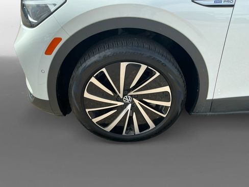 Used 2025 Volkswagen ID.4 Pro AWD/4WD image 14