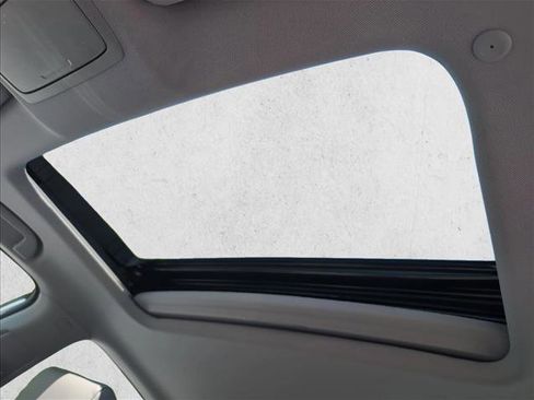 Used 2018 Honda Accord Touring image 17