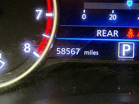 Used 2021 Nissan Sentra SR w/ SR Premium Package FWD image 15