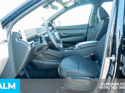 Used 2025 Hyundai Santa Cruz SE FWD image 18