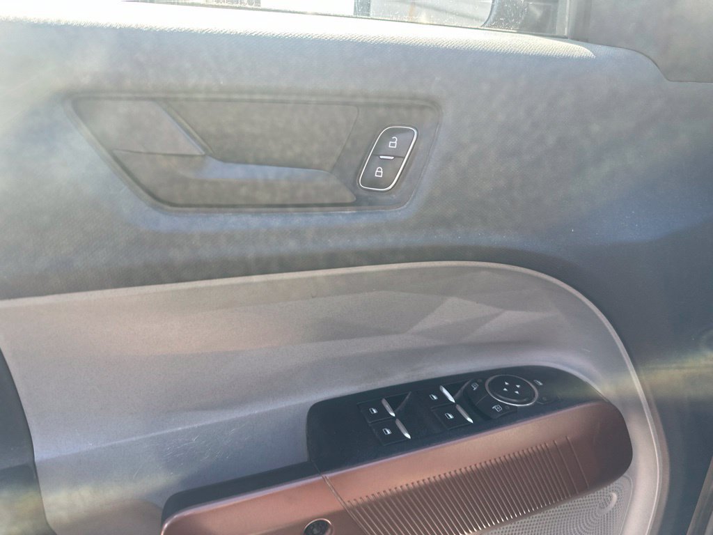 Used 2022 Ford Maverick Lariat FWD image 17