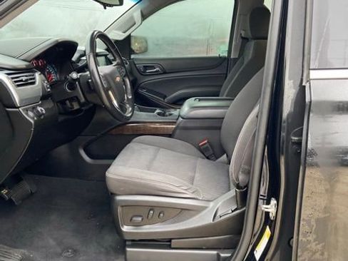 Used 2019 Chevrolet Tahoe LS w/ Enhanced Driver Alert Package image 18