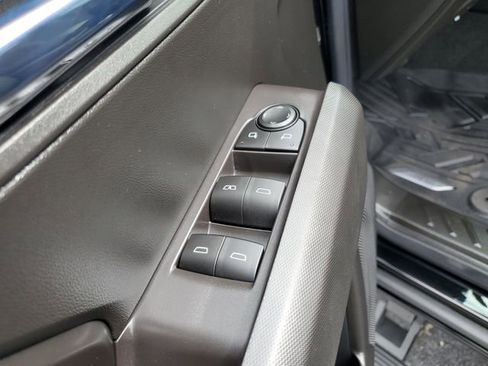 Used 2026 GMC Canyon Elevation w/ Convenience Package image 17