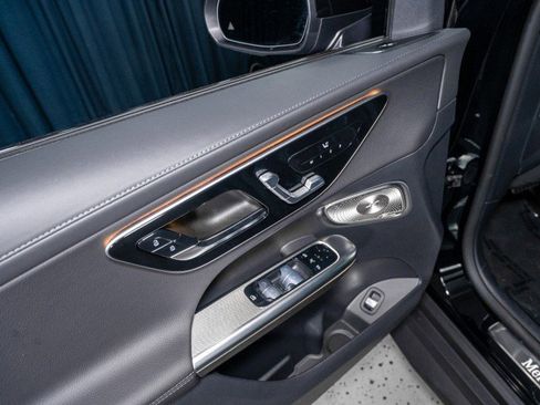 New 2026 Mercedes-Benz GLC 300 4MATIC image 11