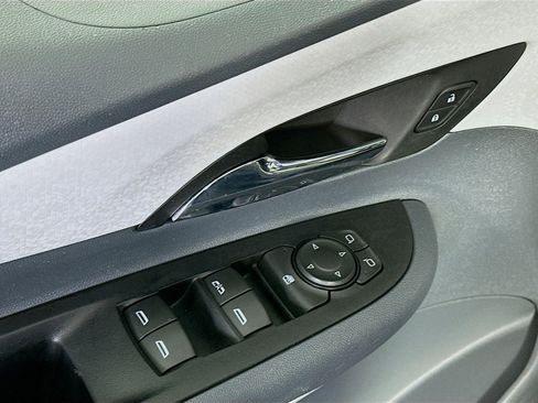 Used 2017 Chevrolet Bolt Premier w/ Driver Confidence II Package image 13