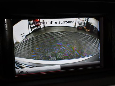 Used 2013 Mercedes-Benz E 350 Sedan image 51