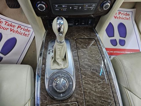 Used 2015 INFINITI QX80 4WD w/ 22" Wheel Package image 36