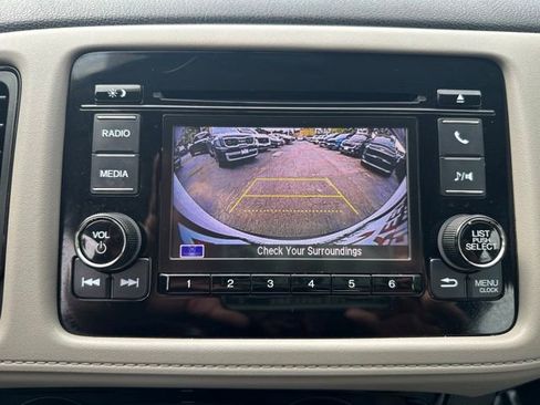 Used 2022 Honda HR-V LX image 15