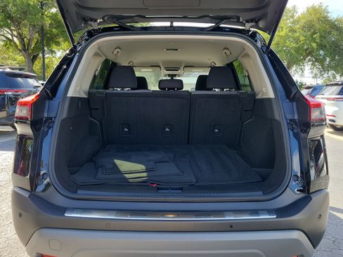 Certified 2023 Nissan Rogue SV AWD/4WD image 9