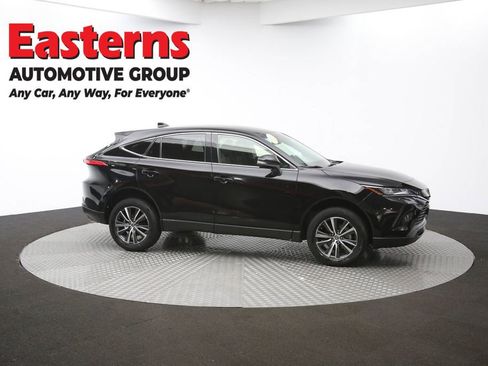 Used 2022 Toyota Venza LE AWD/4WD image 46