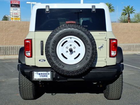 New 2026 Ford Bronco Heritage Edition image 4