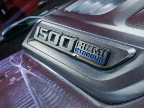 Used 2022 RAM 1500 Laramie AWD/4WD image 43