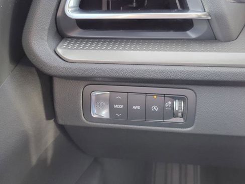 New 2026 Chevrolet Traverse LT AWD/4WD image 12