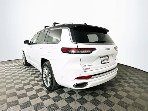 Certified 2023 Jeep Grand Cherokee L Summit w/ Luxury Tech Group V image 7