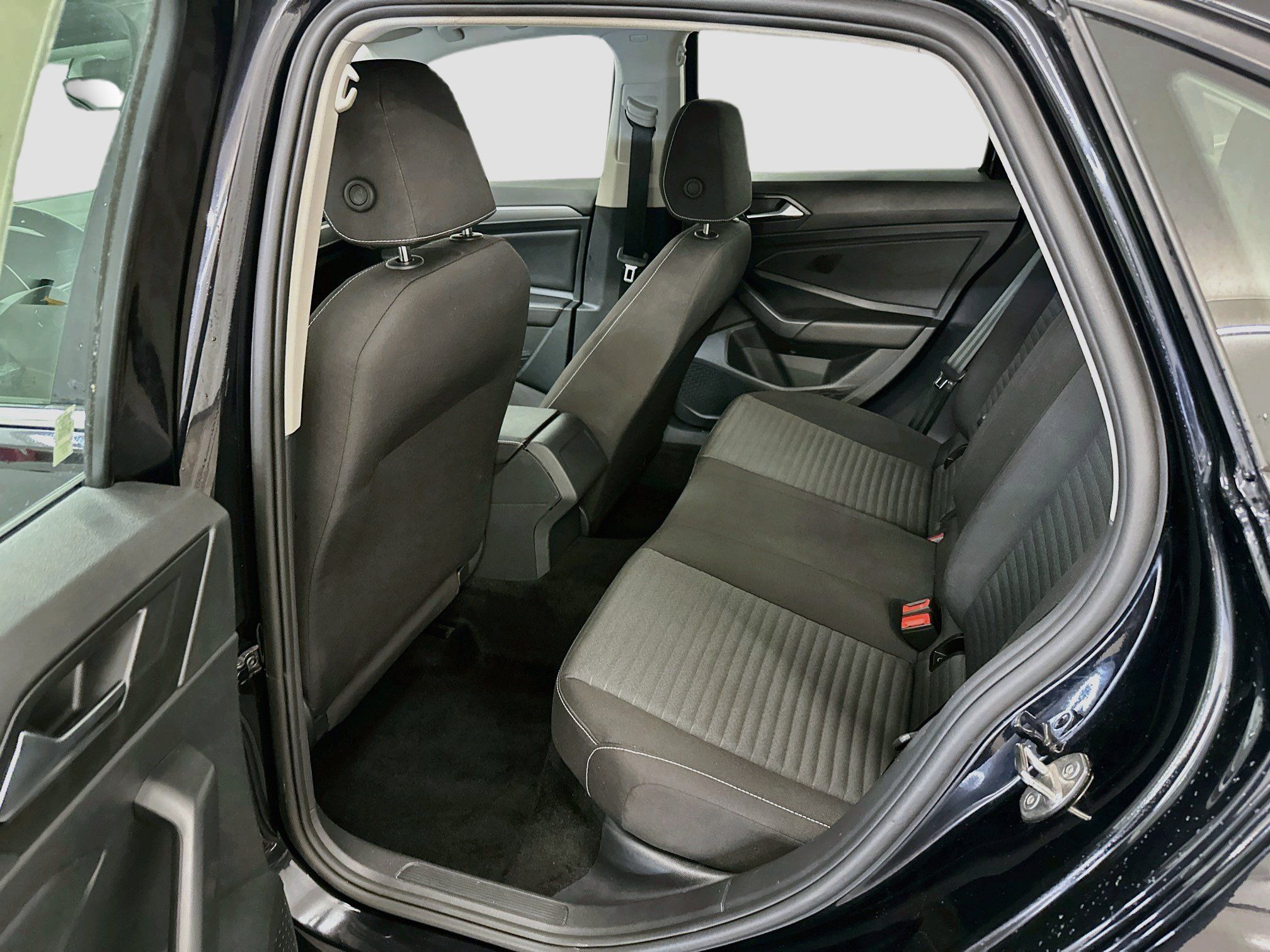 Used 2024 Volkswagen Jetta S FWD image 28