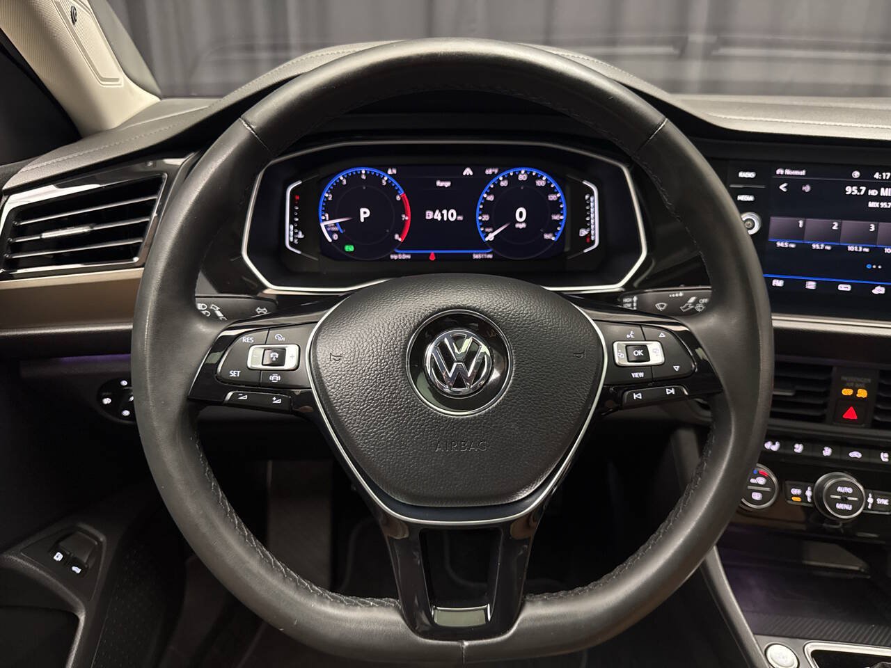 Used 2020 Volkswagen Jetta SEL Premium FWD image 12