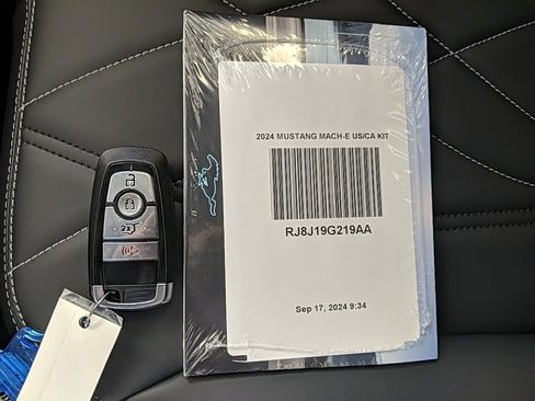 Used 2024 Ford Mustang Mach-E Select image 25