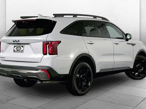 Certified 2025 Kia Sorento SX Prestige w/ Olive Brown Leather Package AWD/4WD image 13