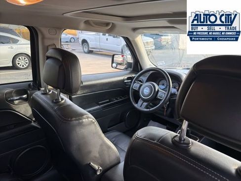 Used 2016 Jeep Patriot High Altitude AWD/4WD image 32