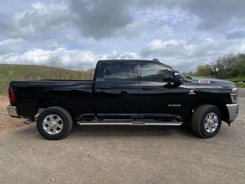 New 2025 RAM 2500 Big Horn image 6