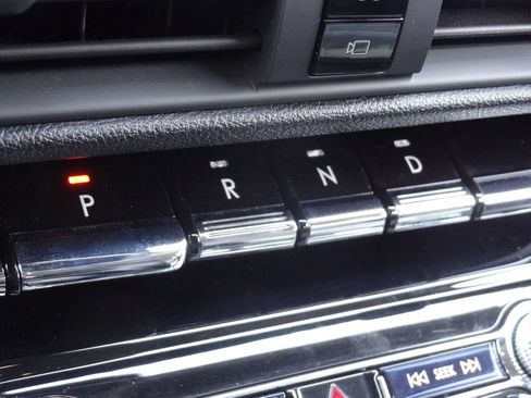 Certified 2020 Lincoln Corsair FWD image 24