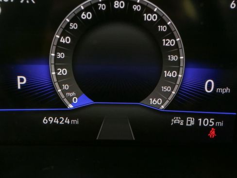 Certified 2022 Volkswagen Jetta SE FWD image 38