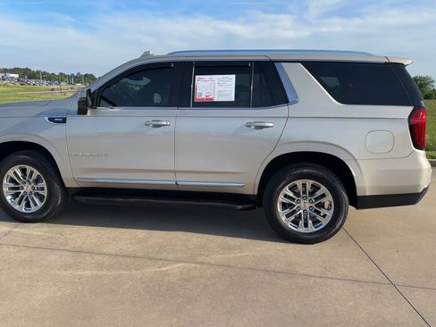 Used 2021 GMC Yukon SLT w/ SLT Luxury Package RWD image 5