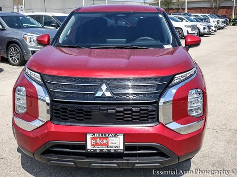 Used 2022 Mitsubishi Outlander ES AWD/4WD image 6