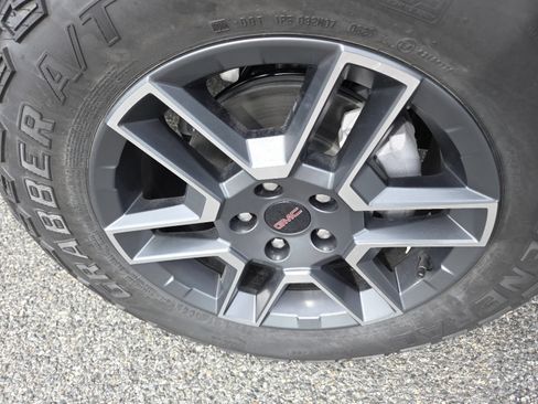 New 2026 GMC Terrain AT4 w/ Convenience Package III AWD/4WD image 15