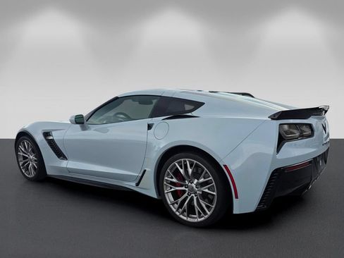 Used 2018 Chevrolet Corvette Z06 RWD image 6