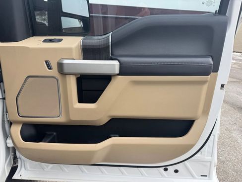 Used 2021 Ford F250 Lariat w/ Lariat Value Package image 15