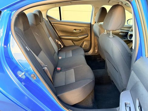 Used 2022 Nissan Sentra SV FWD image 14