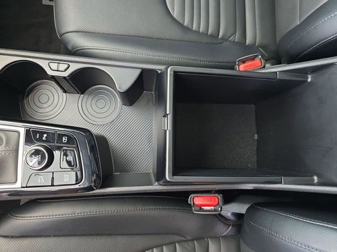 Certified 2025 Kia Sportage SX image 36