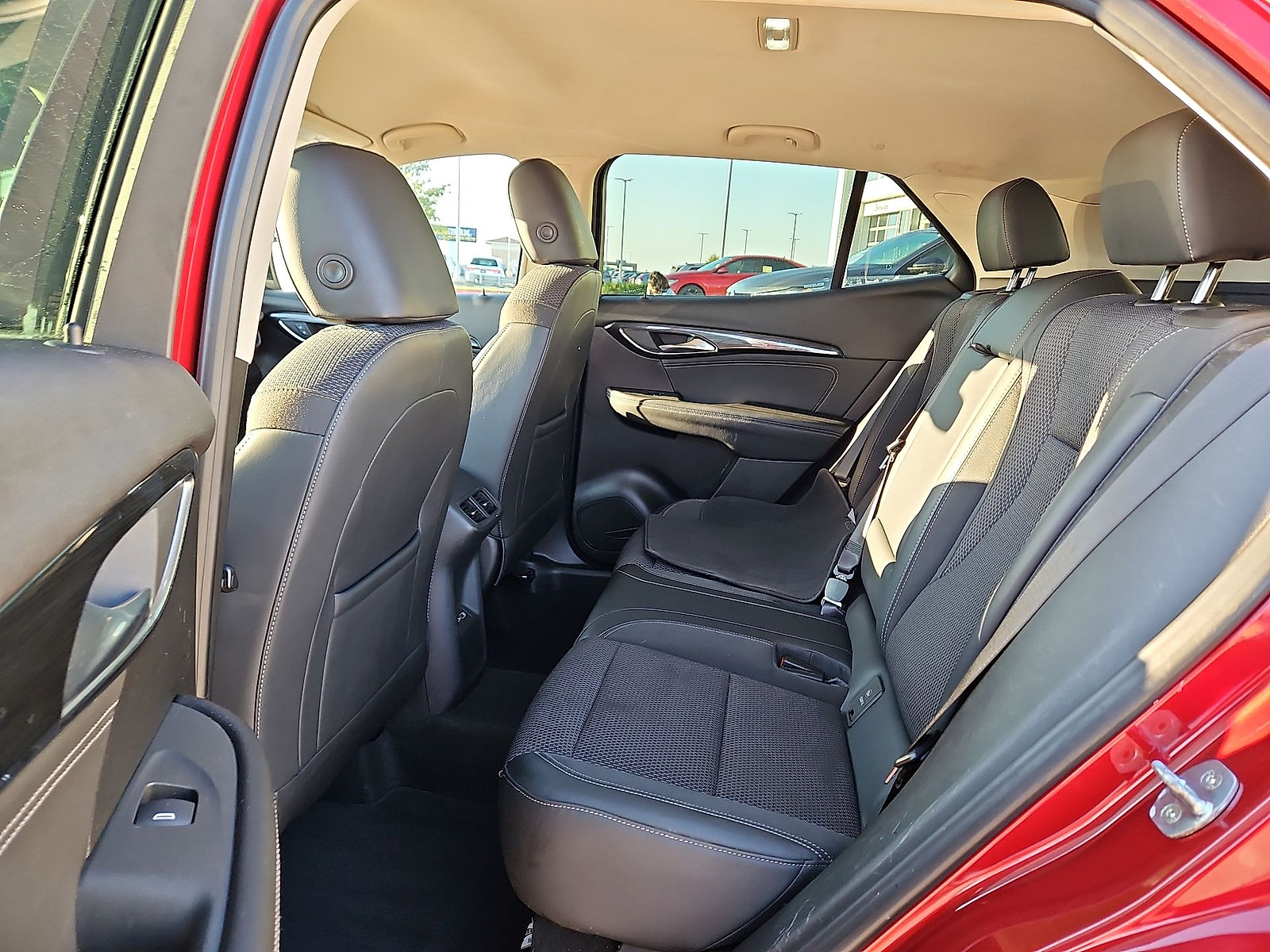 Used 2023 Buick Envision Preferred FWD image 13