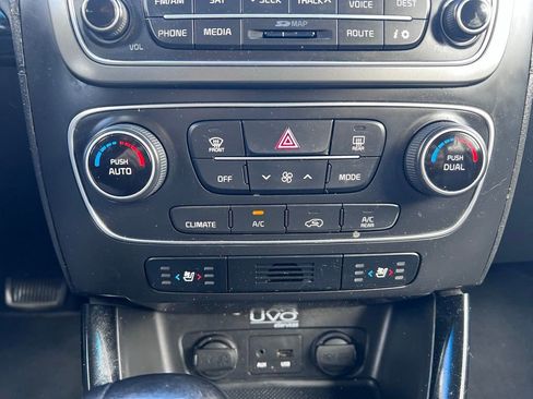 Used 2014 Kia Sorento EX w/ EX V6 Touring Package AWD/4WD image 13