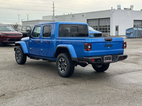 New 2026 Jeep Gladiator Sport AWD/4WD image 5