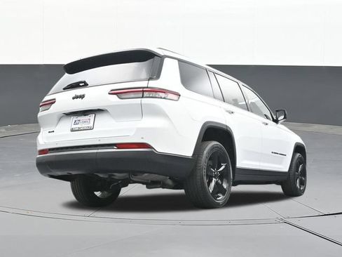 Used 2023 Jeep Grand Cherokee L Laredo AWD/4WD image 50